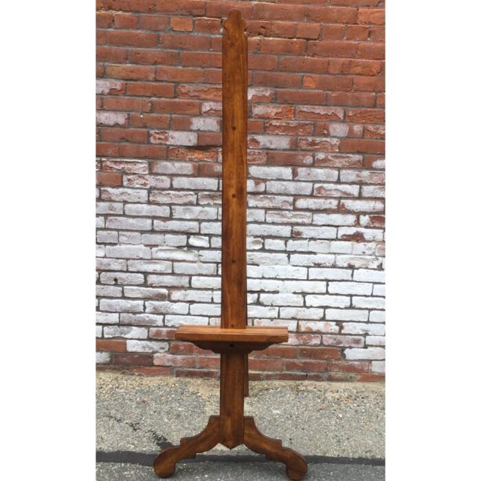 easel-c-700x700